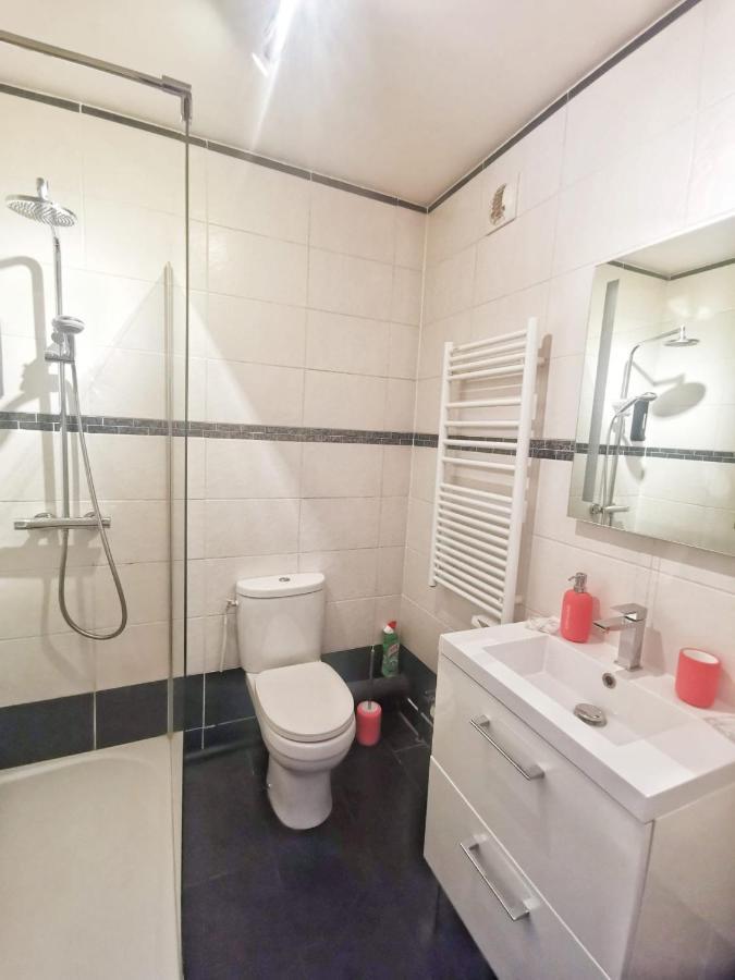Le 100 Brossolette Apartment Noisy-le-Grand Ngoại thất bức ảnh