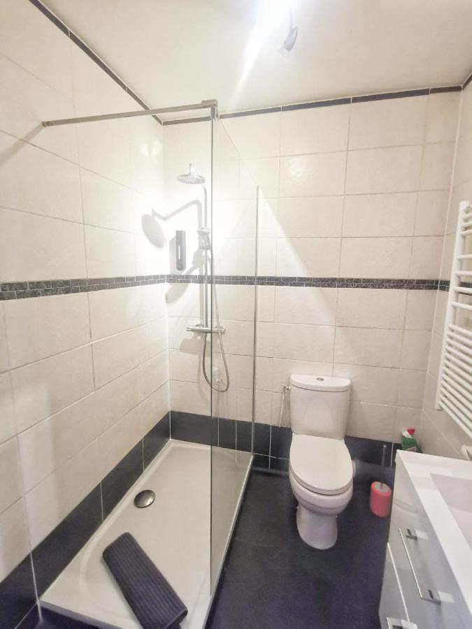 Le 100 Brossolette Apartment Noisy-le-Grand Ngoại thất bức ảnh
